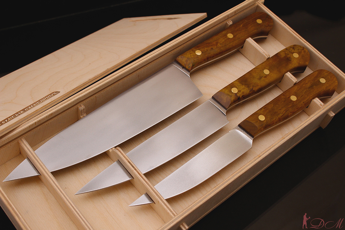 Набор кухонных ножей серии Classic Bohler N 690, рукоять карельская береза.