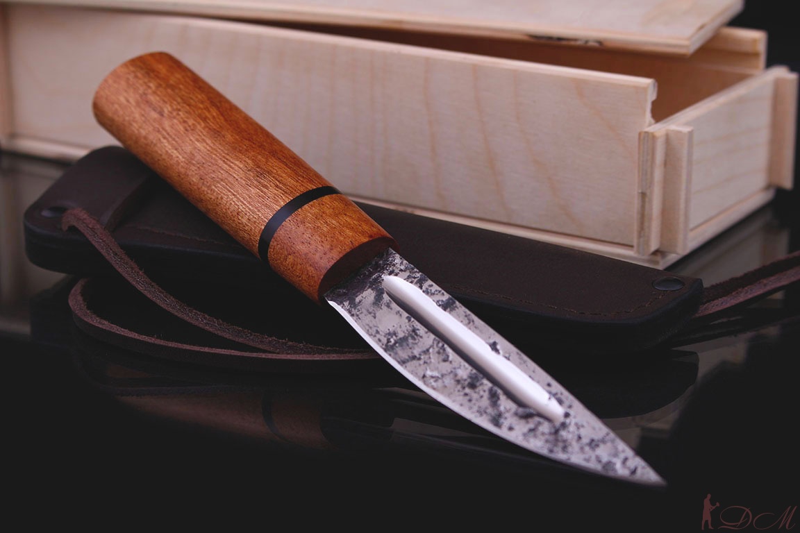 Северный нож малый БЫHЫЧЧА кованая 95х18. Рукоять сапеле.