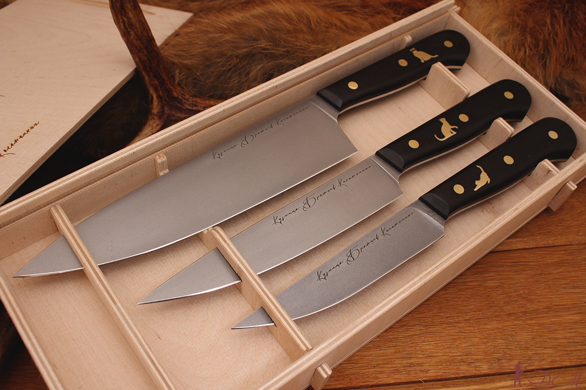 Набор кухонных ножей серии Classic Bohler N 690, рукоять граб.