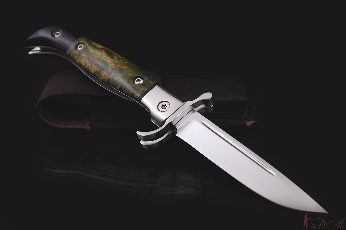 Складная Финка НКВД с красной звездой. Сталь Böhler k 340. Рукоять карельская береза (зеленая).