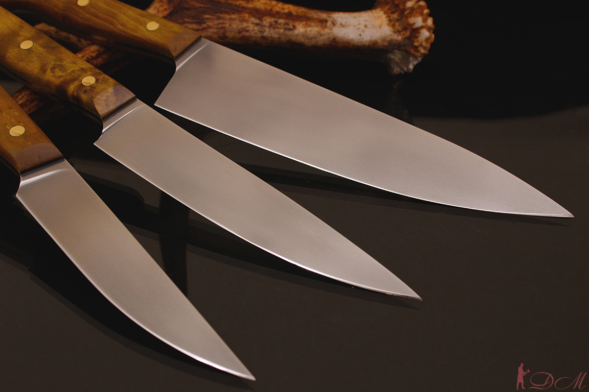 Набор кухонных ножей серии Classic Bohler N 690, рукоять карельская береза.
