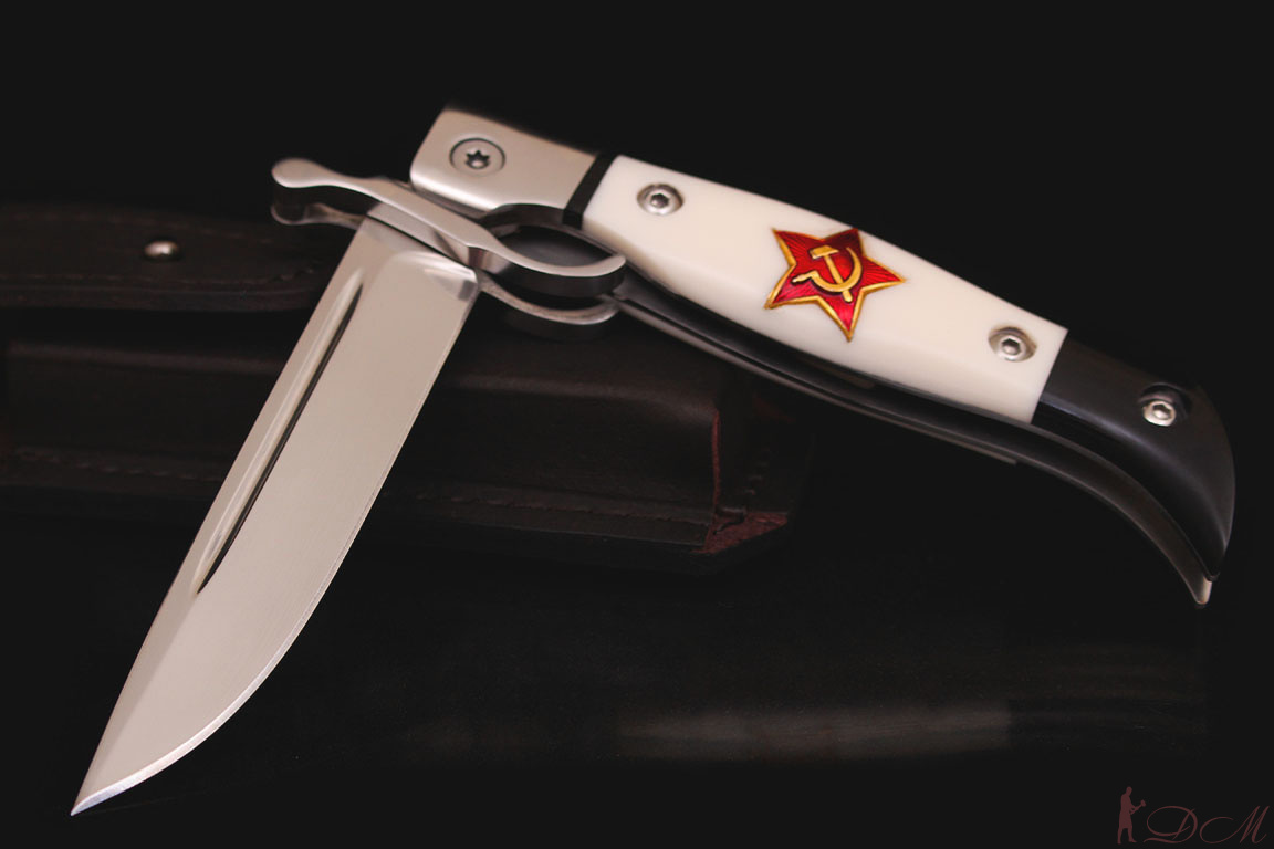 Складная Финка НКВД с красной звездой. Сталь х12мф. Рукоять акрил (белый).